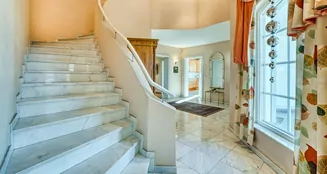 von_poll_real_estate_property_25014022_image_23