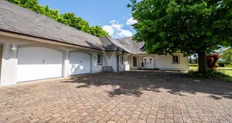 von_poll_real_estate_property_25014022_image_8