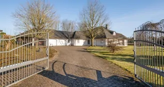 von_poll_real_estate_property_25014022_image_1