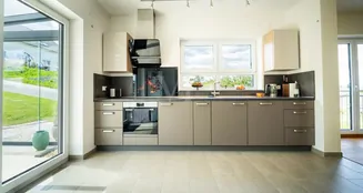 von_poll_real_estate_property_25014047_image_9