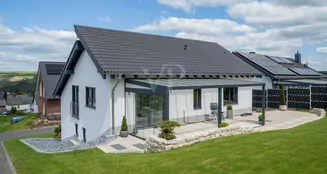 von_poll_real_estate_property_25014047_image_3