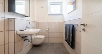 von_poll_real_estate_property_25014047_image_10