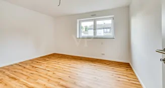 von_poll_real_estate_property_25211006_image_3