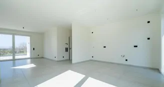 von_poll_real_estate_property_25014032_image_0