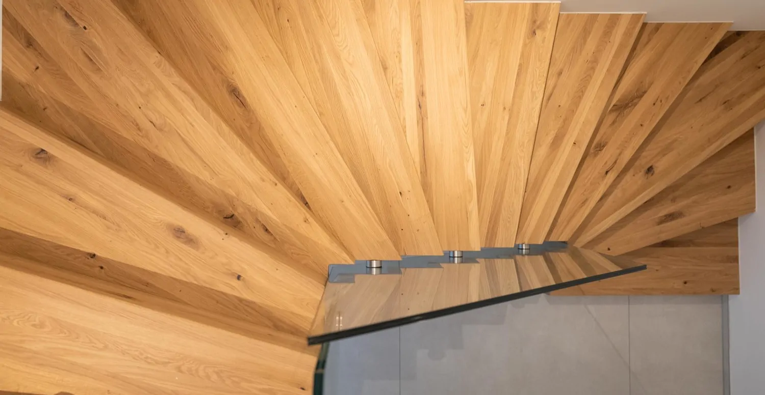 Detail - Treppe zum Dachgeschoss