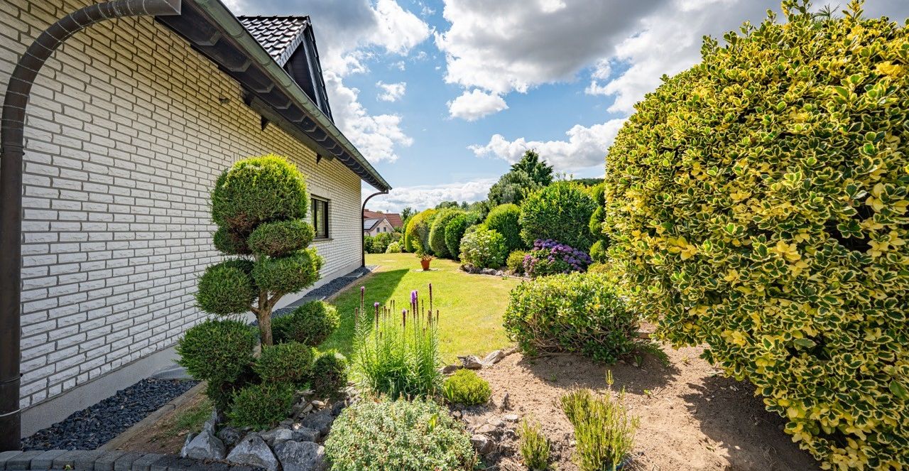 Vorderer Gartenbereich