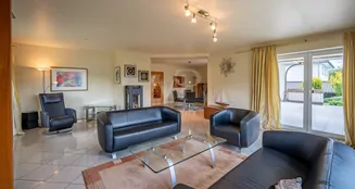 von_poll_real_estate_property_25211036_image_2