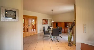 von_poll_real_estate_property_25211036_image_3