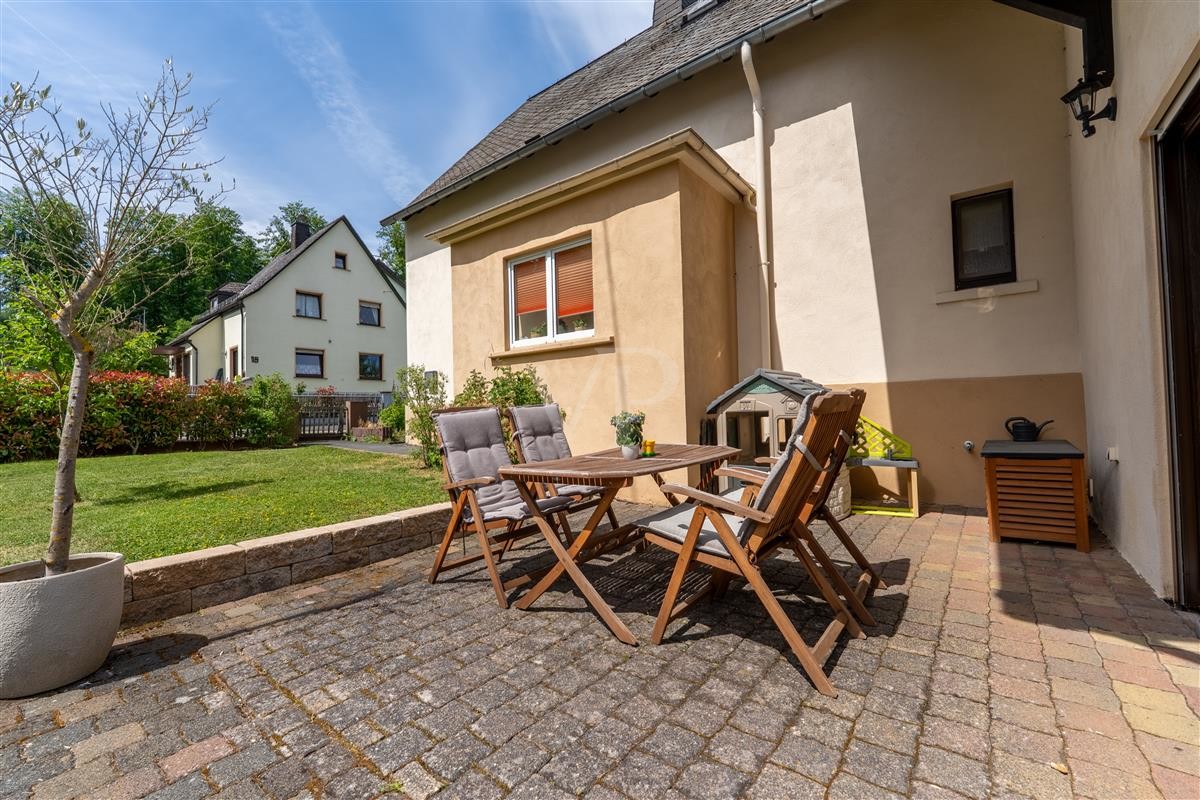 Terrasse vom Wintergarten aus