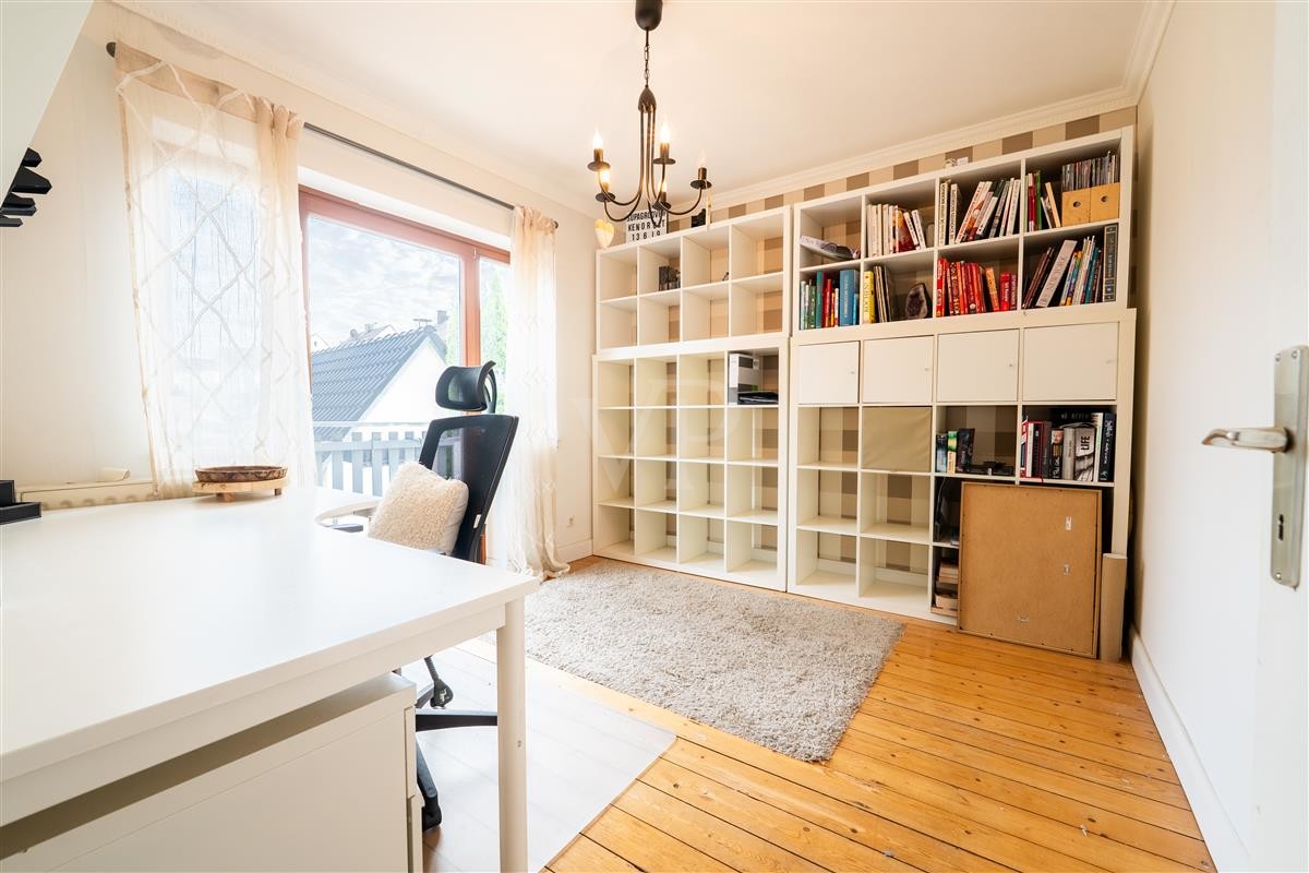 Büro im OG