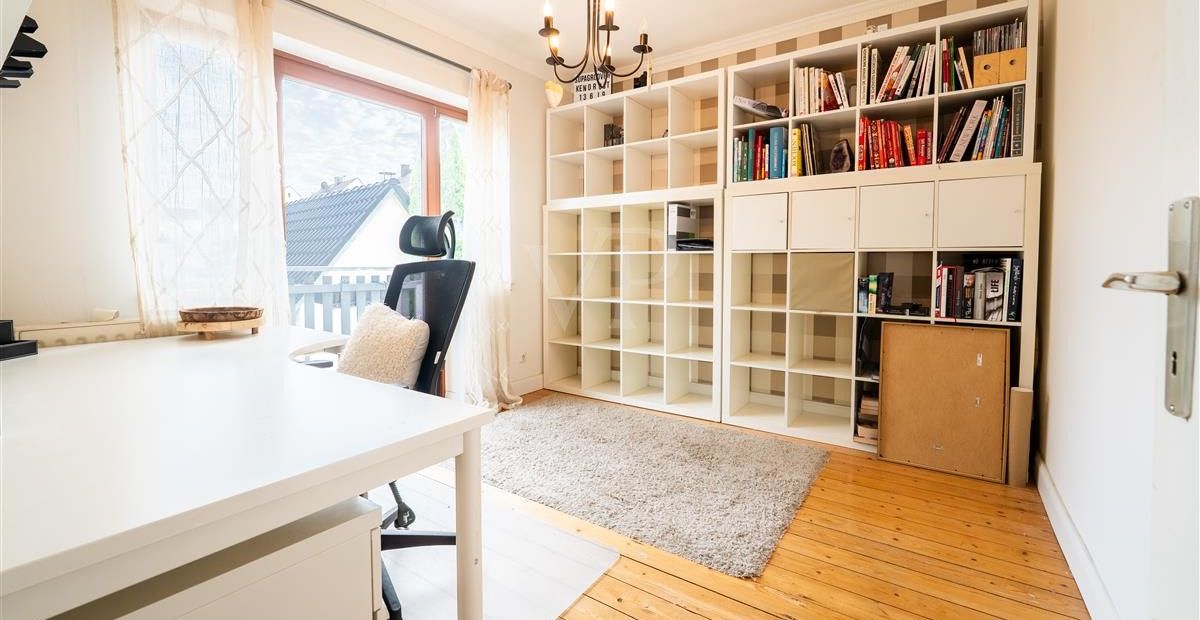 Büro im OG
