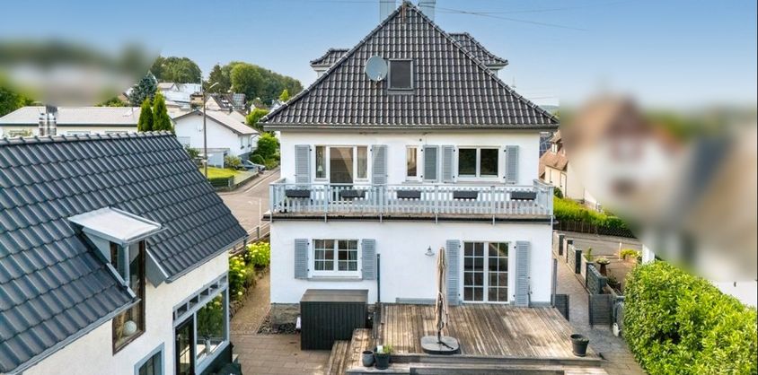 von Poll Immobilien GmbH