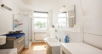 von_poll_real_estate_property_25211012_image_22