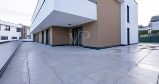 von_poll_real_estate_property_25211018_image_6