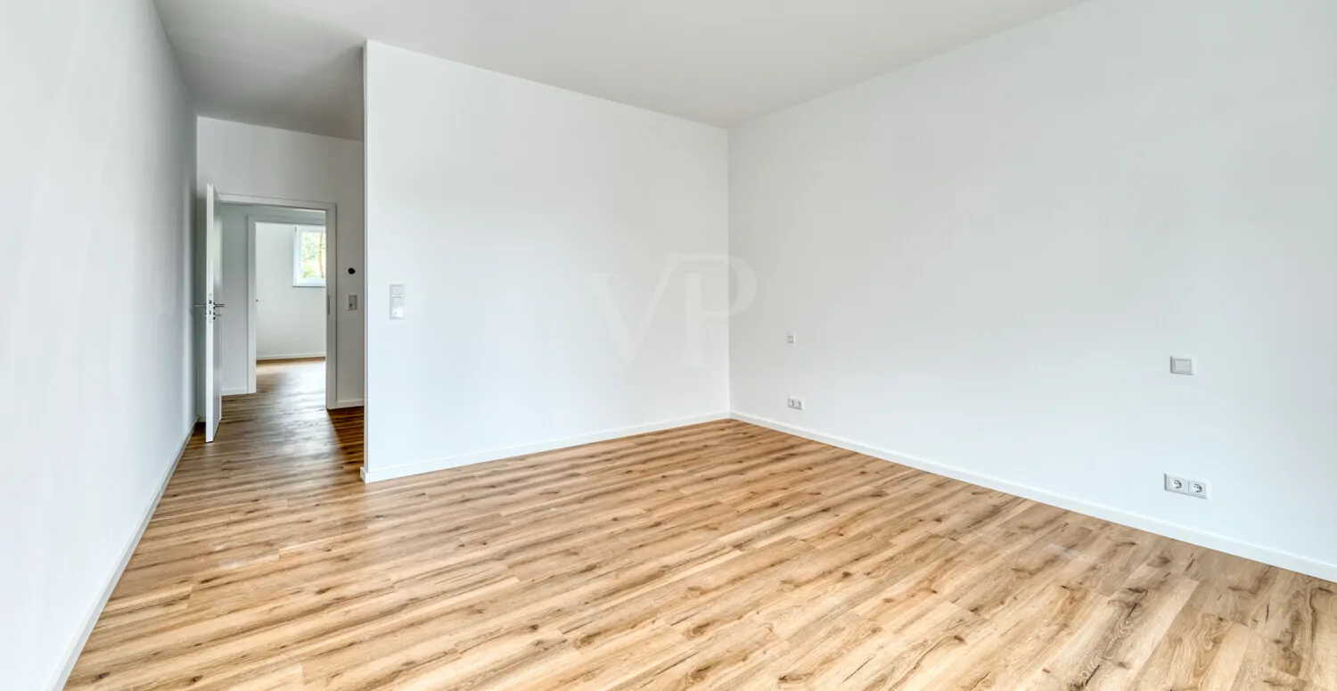 Schlafzimmer mit Ankleidebereich