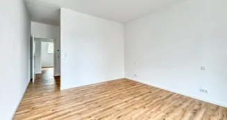 von_poll_real_estate_property_25211019_image_0