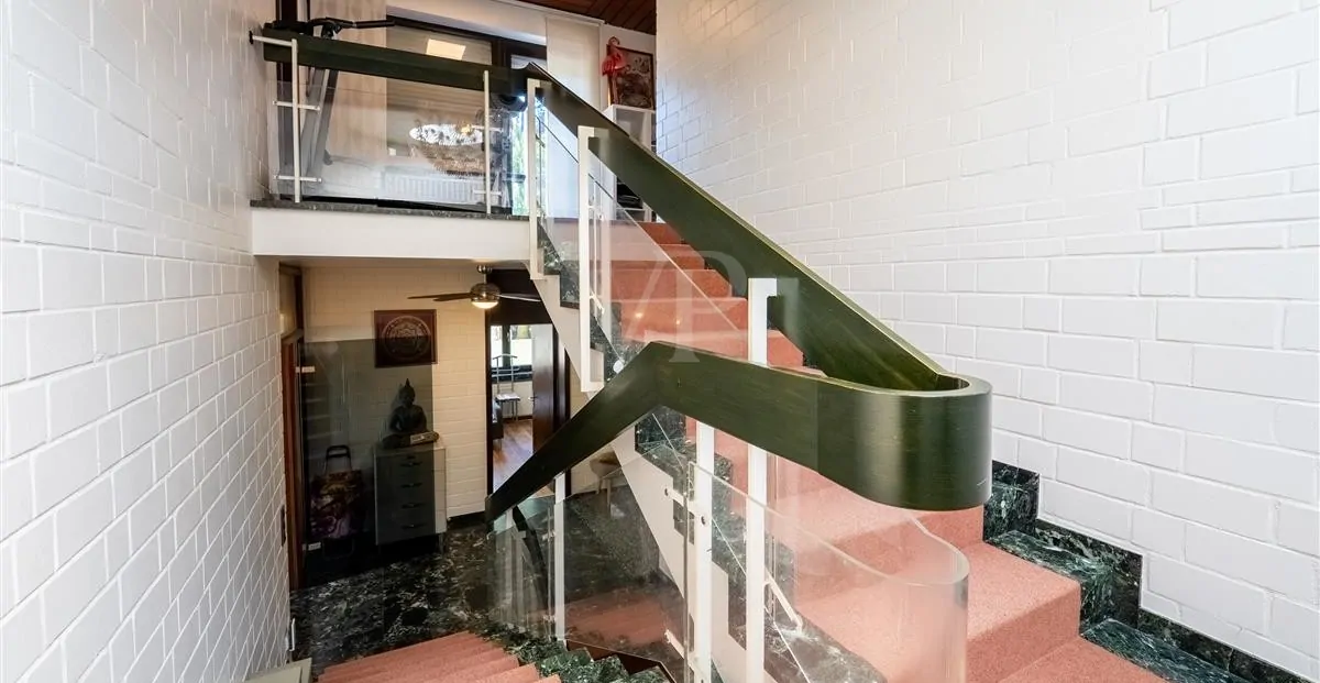 Aufgang zum oberen Geschoss