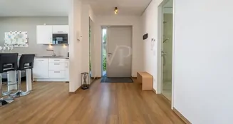 von_poll_real_estate_property_25014045_image_1