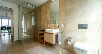 von_poll_real_estate_property_25014045_image_7