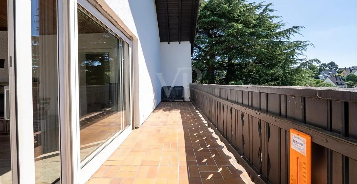 Balkon Hauptwohnung Neubau