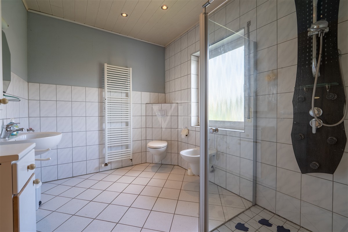 Bad mit Dusche