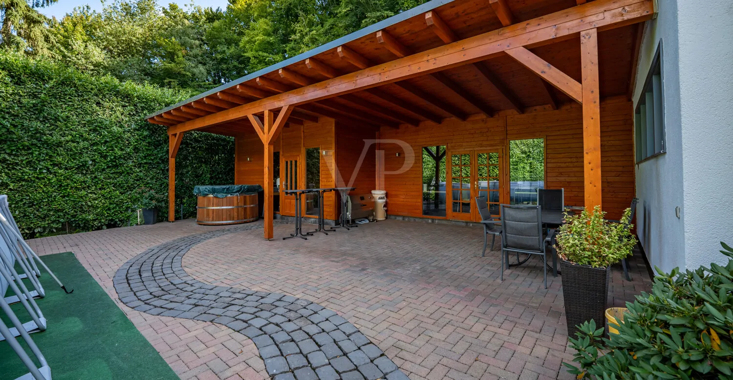 Saunahaus + Sommerküche