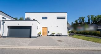 von_poll_real_estate_property_25211031_image_25