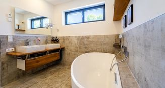 von_poll_real_estate_property_25211031_image_10