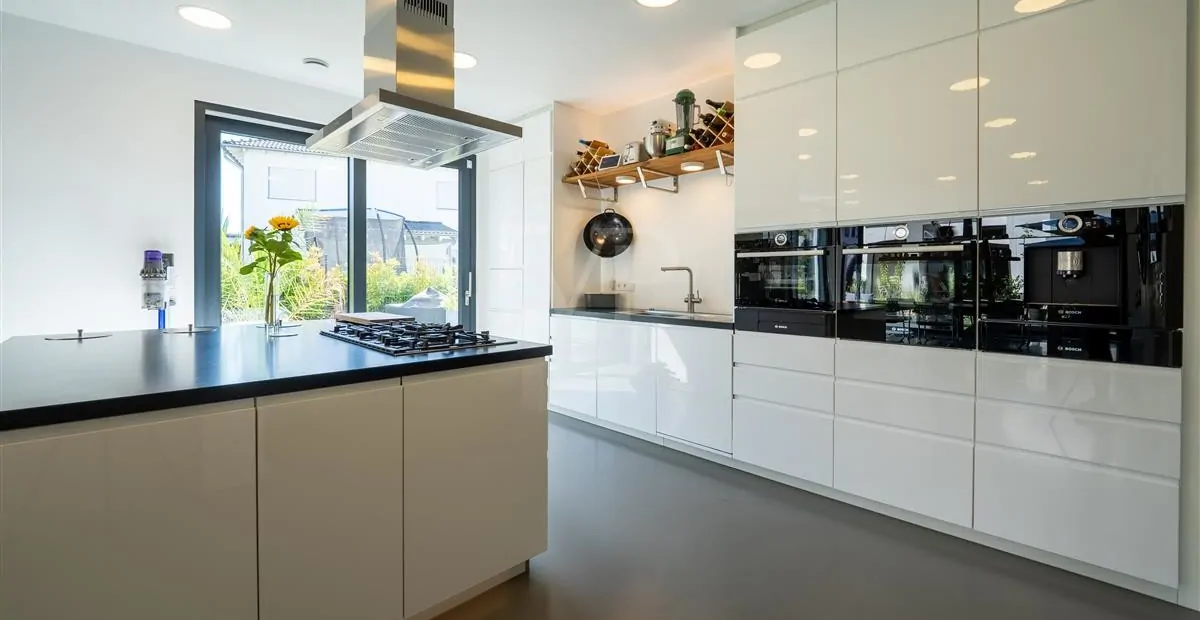 Moderne Einbauküche