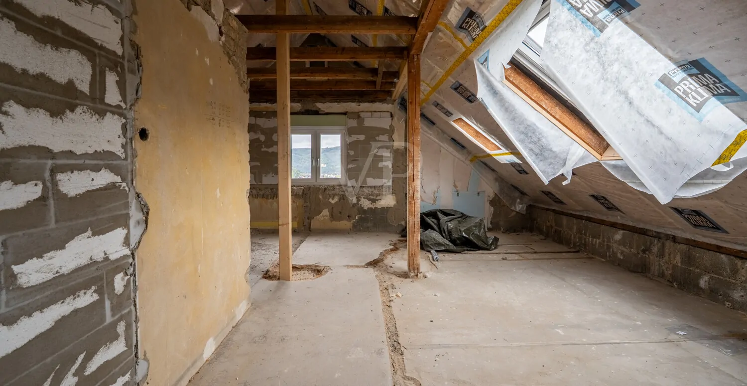 Wohnung Dachgeschoss