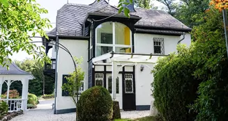 von_poll_real_estate_property_25014088_image_2