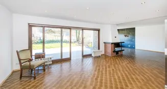 von_poll_real_estate_property_25014077_image_8