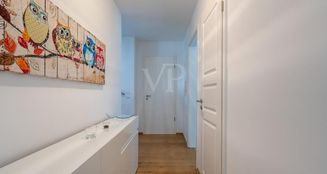 von_poll_real_estate_property_25014093_image_0