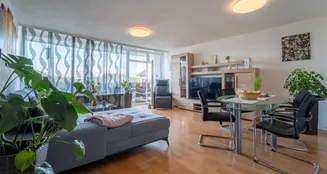 von_poll_real_estate_property_25014103_image_2