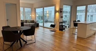 von_poll_real_estate_property_25211054_image_0