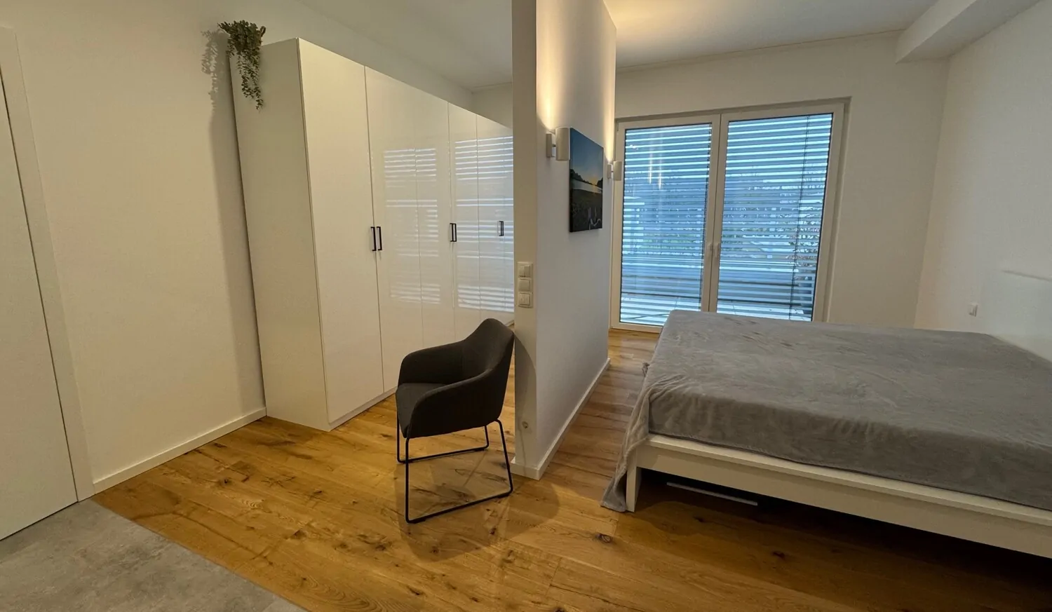 Schlafzimmer mit Ankleide