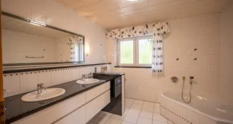 von_poll_real_estate_property_25211036W_image_5