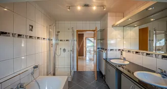 von_poll_real_estate_property_25211036W_image_17