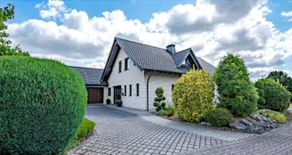 von_poll_real_estate_property_25211036W_image_0