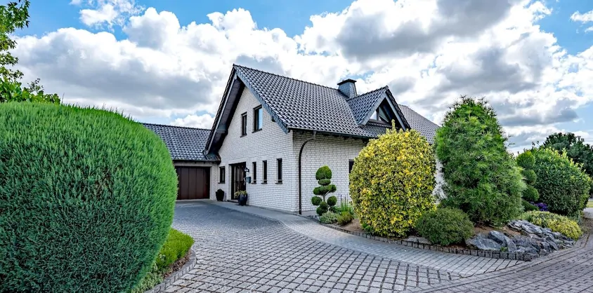 von Poll Immobilien GmbH