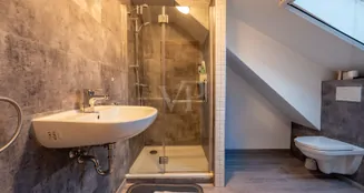 von_poll_real_estate_property_26014013_image_8