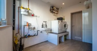 von_poll_real_estate_property_26014013_image_10