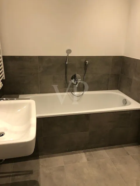 Moderne 3-Zimmer-Wohnung in zentraler Lage - Foto 3