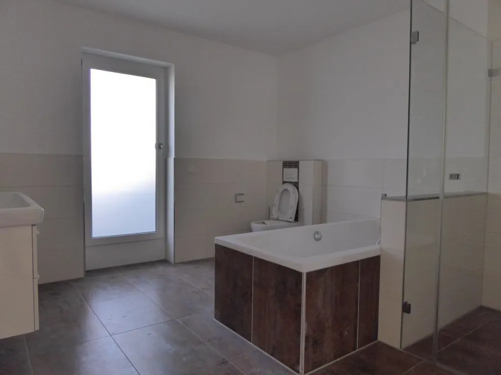 Zentral und großzügig - Modernes Penthouse mit Einbauküche nahe ICE Bahnhof - Foto 4