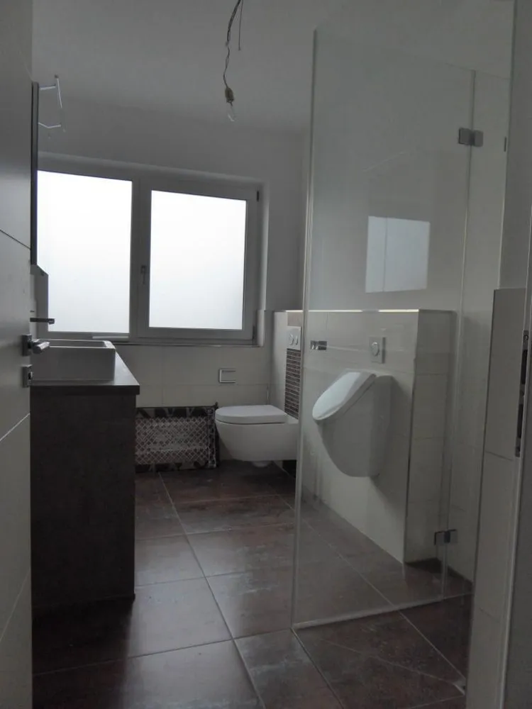Zentral und großzügig - Modernes Penthouse mit Einbauküche nahe ICE Bahnhof - Foto 3