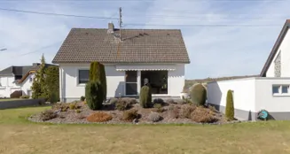 von_poll_real_estate_property_26211021_image_0