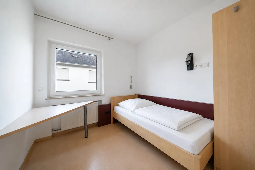 Zimmer 6