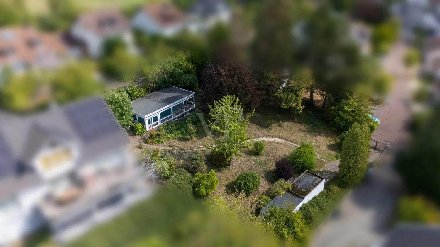 Grundstück