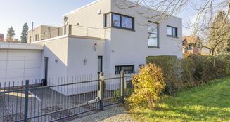 von_poll_real_estate_property_24109051_image_0