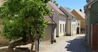 von_poll_real_estate_property_25310007_image_14